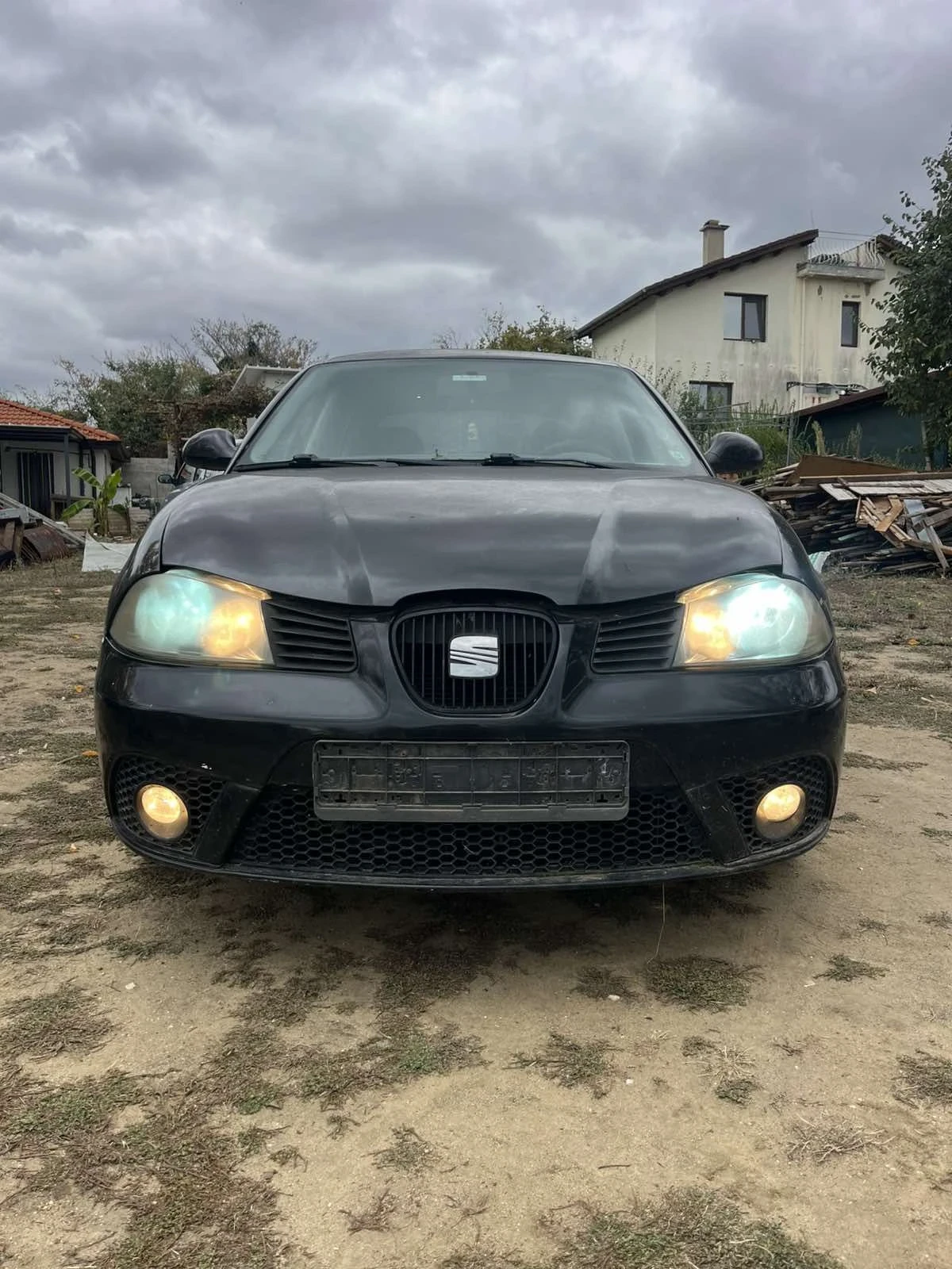 Seat Ibiza, снимка 5 - Автомобили и джипове - 56551925