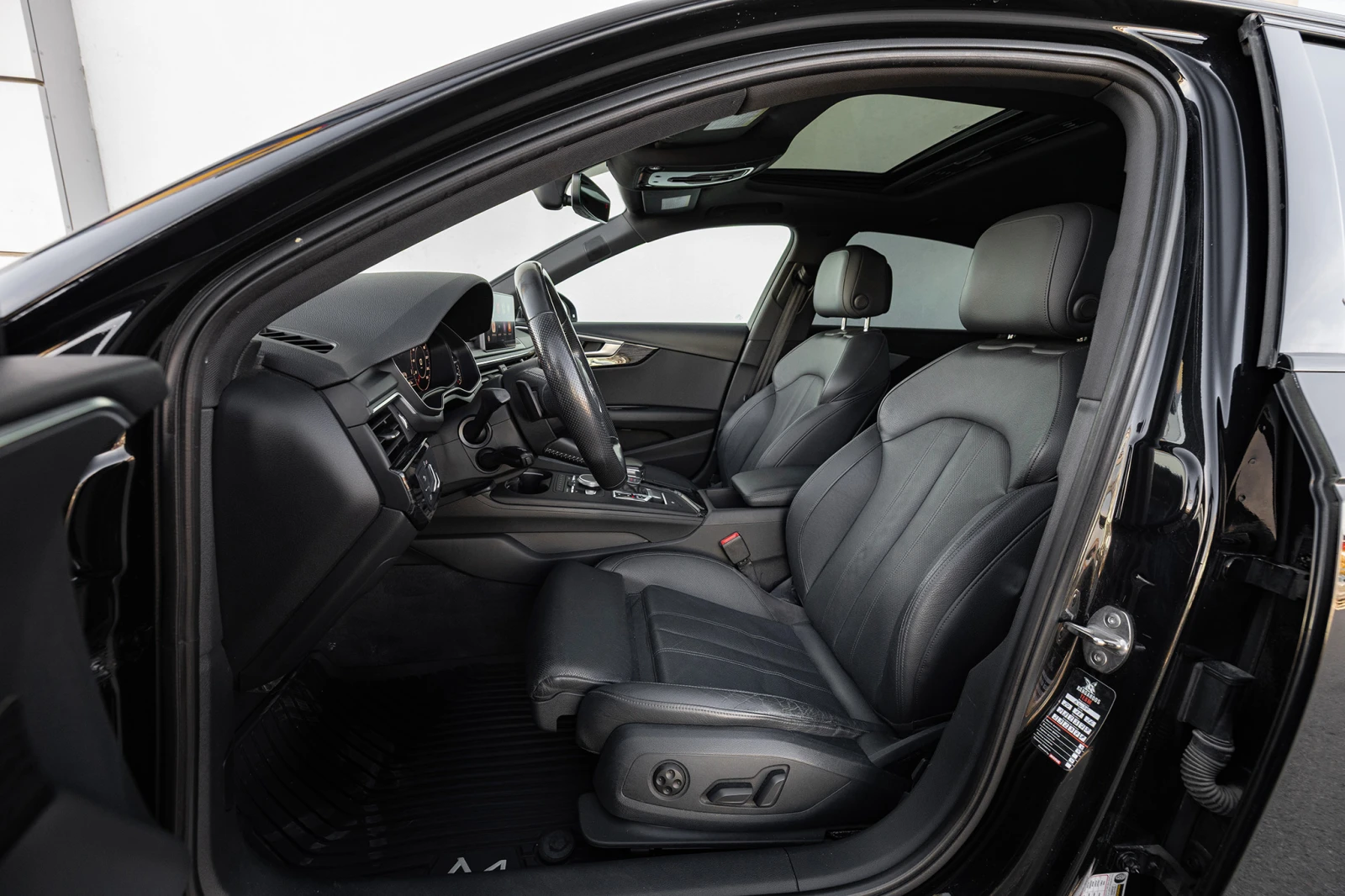 Audi A4 Shadow Line, снимка 8 - Автомобили и джипове - 56644858