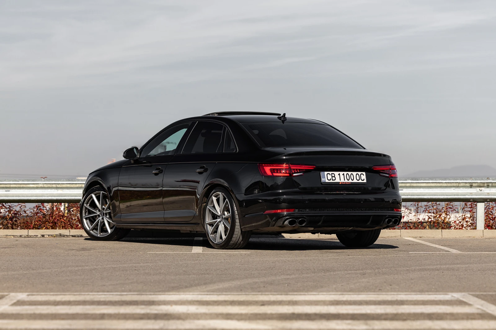Audi A4 Shadow Line, снимка 4 - Автомобили и джипове - 56644858