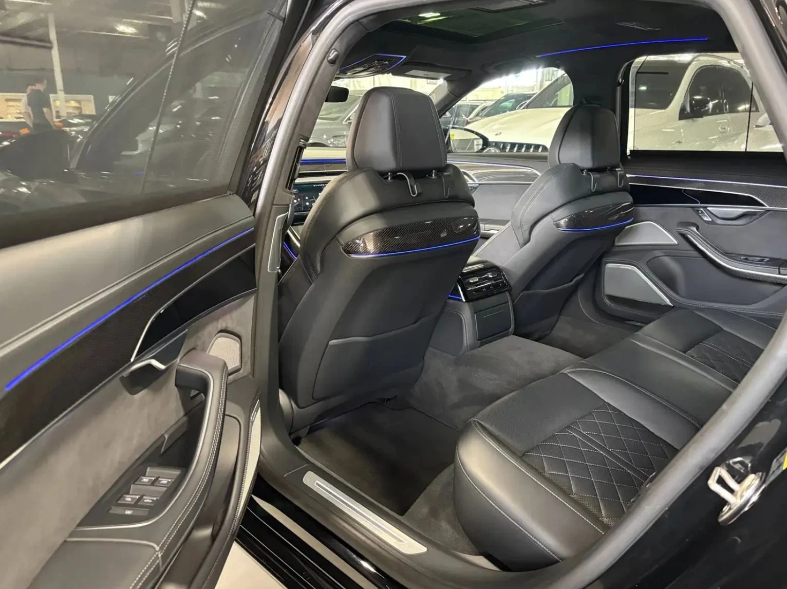 Audi S8, снимка 9 - Автомобили и джипове - 56685052
