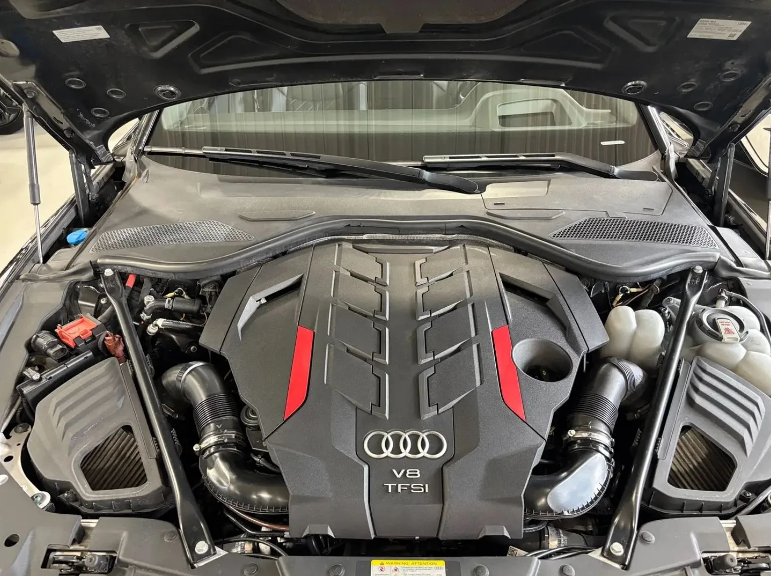 Audi S8, снимка 17 - Автомобили и джипове - 56685052
