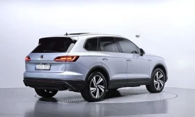 VW Touareg Gen3 3.0 TDI Panorama, снимка 2