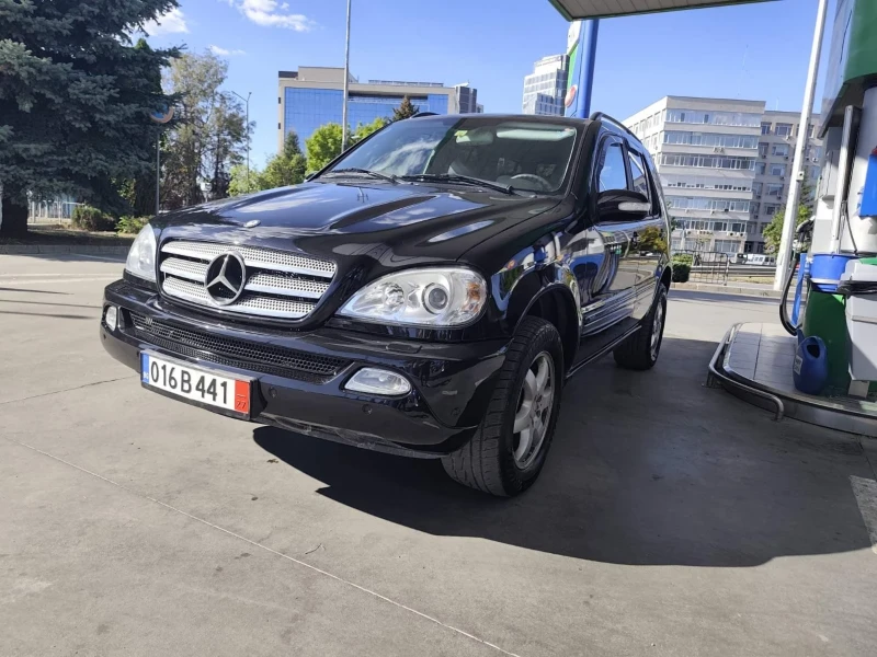 Mercedes-Benz ML 350 INSPIRATION 350 АВТОМАТ КОЖА ПОДГРЕВИ ТЕГЛИЧ, снимка 4 - Автомобили и джипове - 51798140