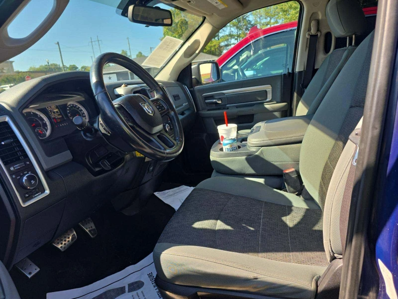 Dodge RAM 1500 Big Horn, снимка 5 - Автомобили и джипове - 52394782