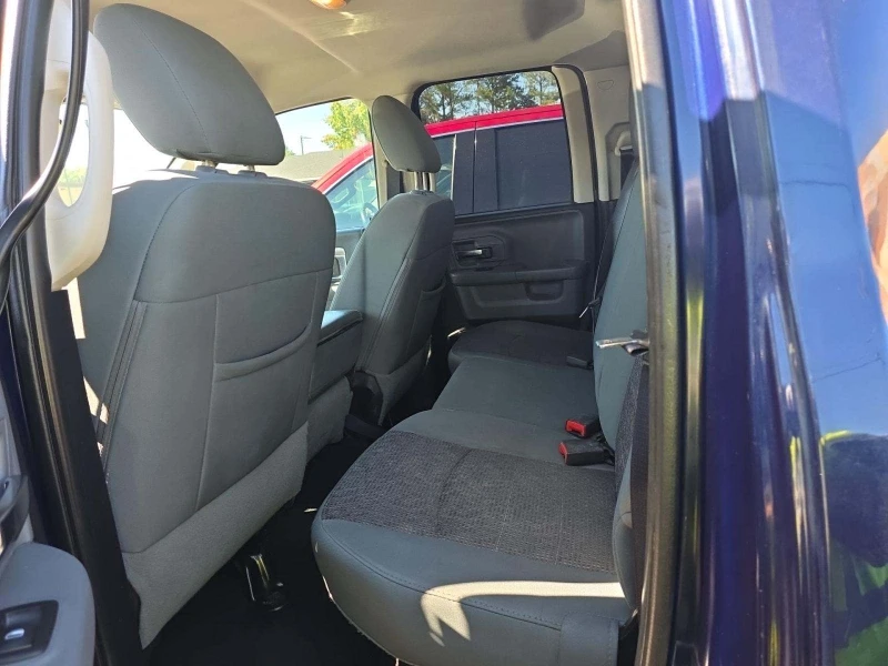 Dodge RAM 1500 Big Horn, снимка 9 - Автомобили и джипове - 52394782