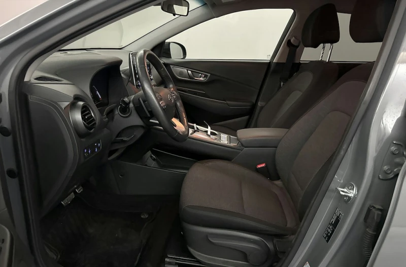 Hyundai Kona 42Wh, снимка 6 - Автомобили и джипове - 52581648