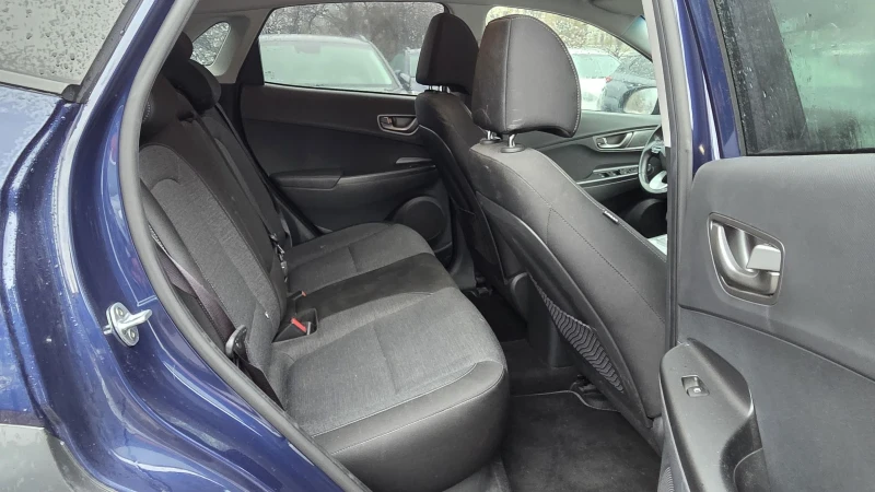 Hyundai Kona 64KWh/Blue link/Термопомпа, снимка 9 - Автомобили и джипове - 53236985
