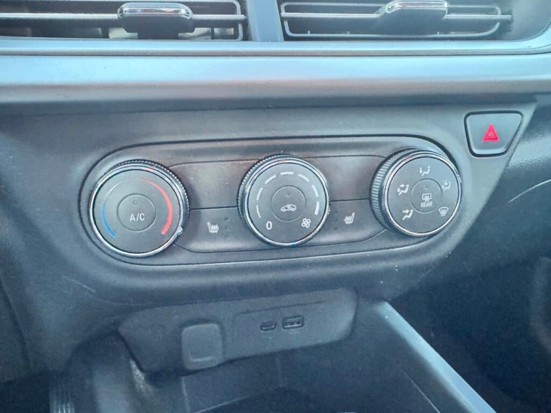 Chevrolet Trax LS* FWD* ПОДГРЕВ* КАМЕРА, снимка 12 - Автомобили и джипове - 53283274