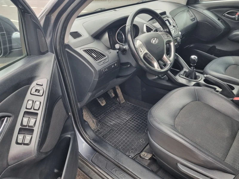 Hyundai IX35 1.6GDI, 135hp, снимка 15 - Автомобили и джипове - 53396991