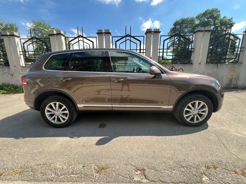 VW Touareg 3.0 TDI HIGHLINE , снимка 4 - Автомобили и джипове - 53509371