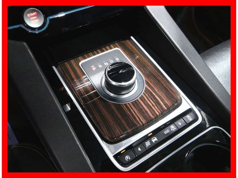 Jaguar F-PACE * AWD 20D PRESTIGE * MERIDIAN/BACKUP CAM/LEATHER/P, снимка 15 - Автомобили и джипове - 53529004