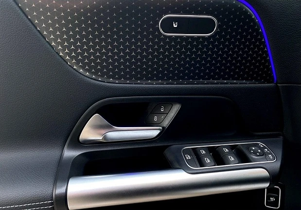 Mercedes-Benz EQA 300 4Matic = AMG Line = Advanced  | Mobile.bg   6