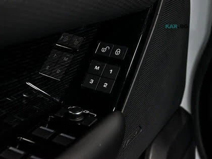 Land Rover Range Rover Velar R-Dynamic S* АвтоКредит* (ЦЕНА ДО БГ)* , снимка 10 - Автомобили и джипове - 54769491