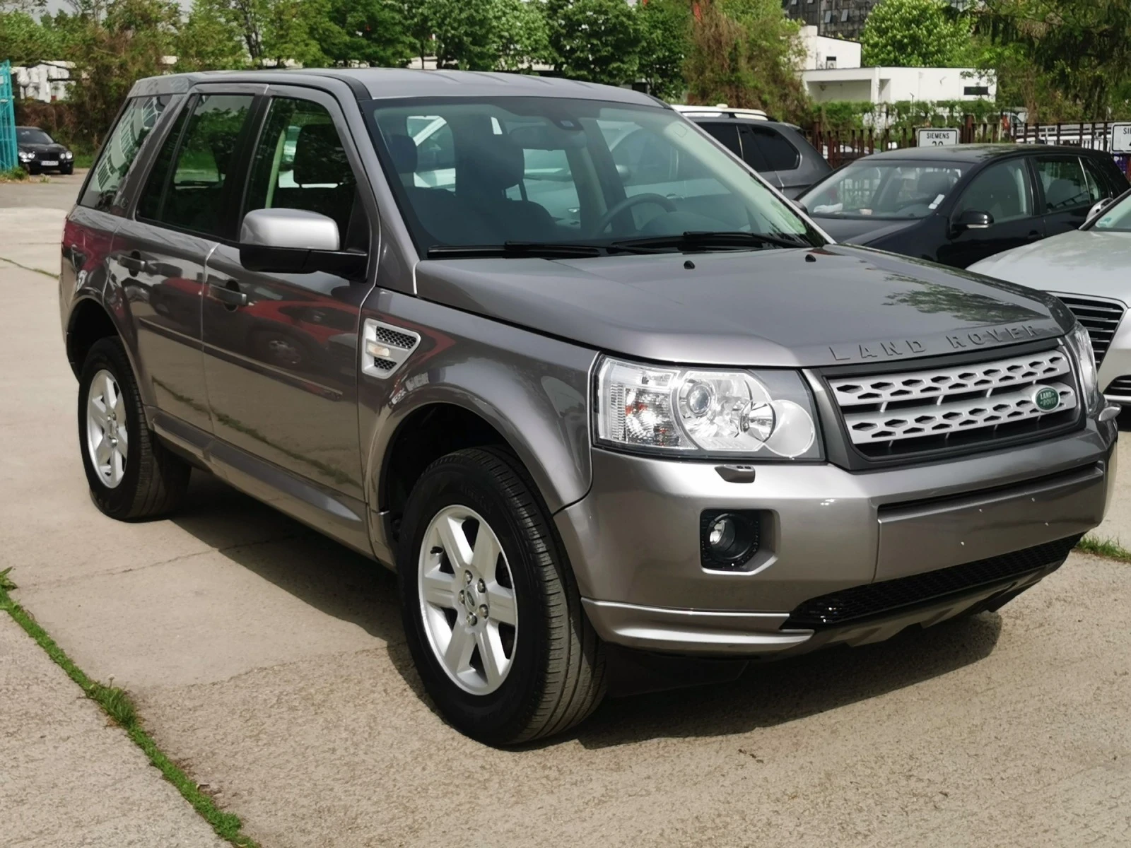 Land Rover Freelander 2.2d  190ks  - изображение 3