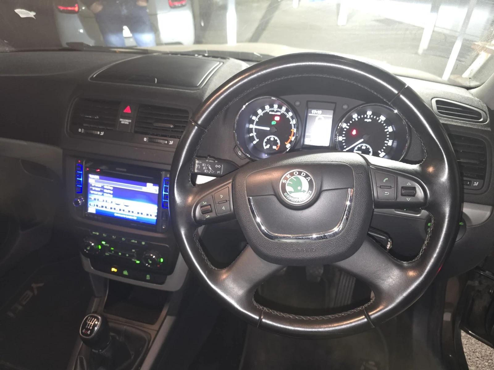 Skoda Yeti 2.0TDI 140кс CFH 4х4 Ксенон/Подгрев на части - изображение 7