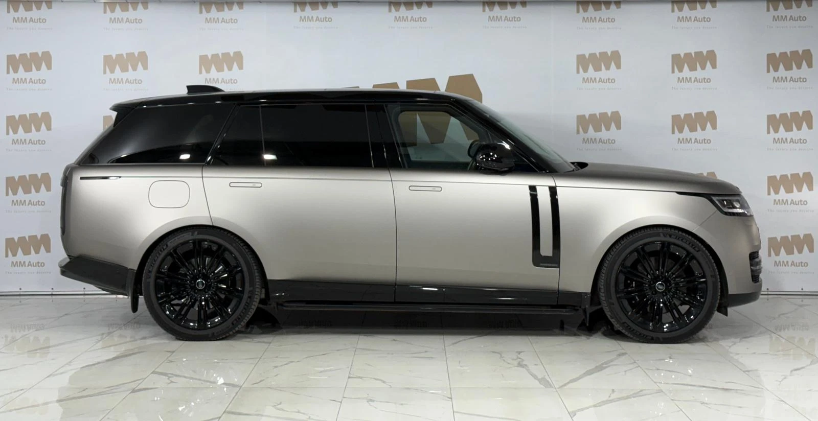 Land Rover Range rover Autobiography 530PS - изображение 3