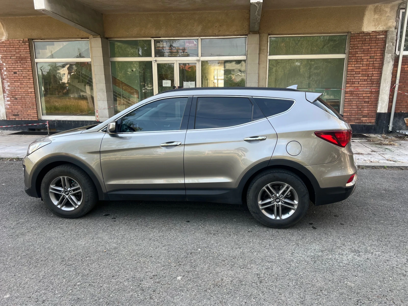 Hyundai Santa fe 2.4 GDI Sport - изображение 8