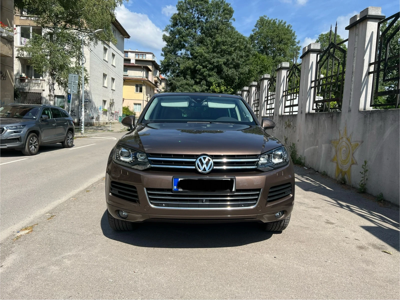 VW Touareg 3.0 TDI/HIGHLINE/AIR/4M/PANO, снимка 2 - Автомобили и джипове - 53775261