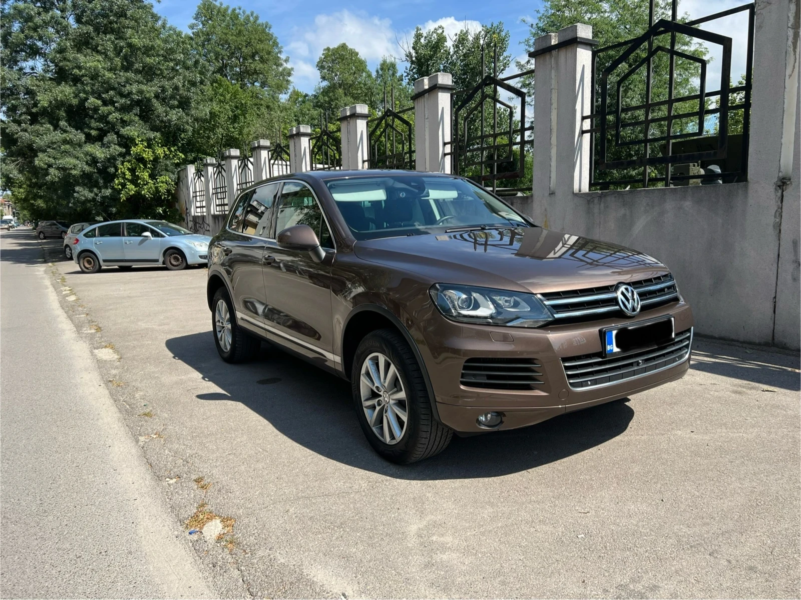 VW Touareg 3.0 TDI/HIGHLINE/AIR/4M/PANO, снимка 3 - Автомобили и джипове - 53775261