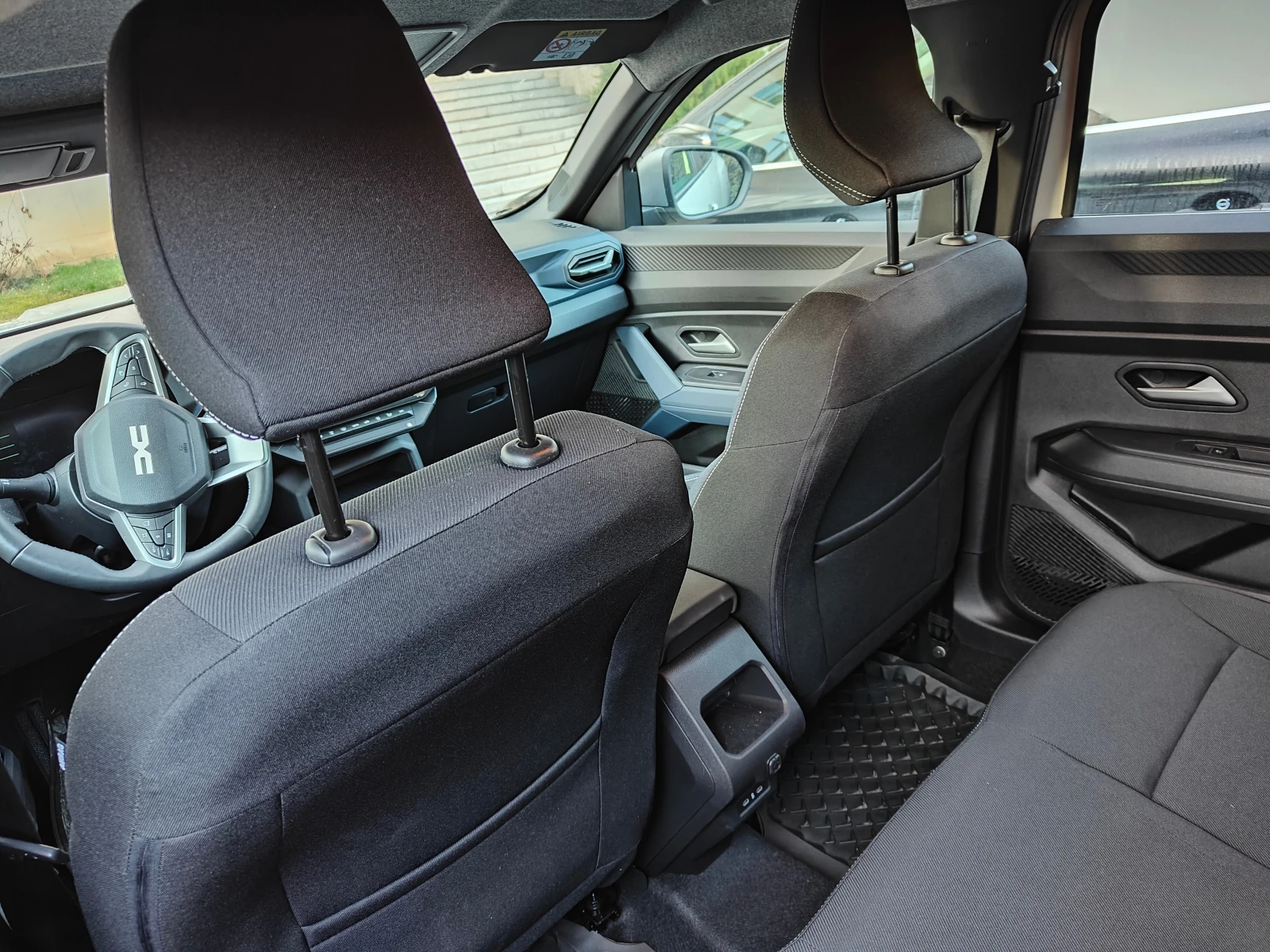 Dacia Duster New Duster Full Hybrid, снимка 5 - Автомобили и джипове - 53818530