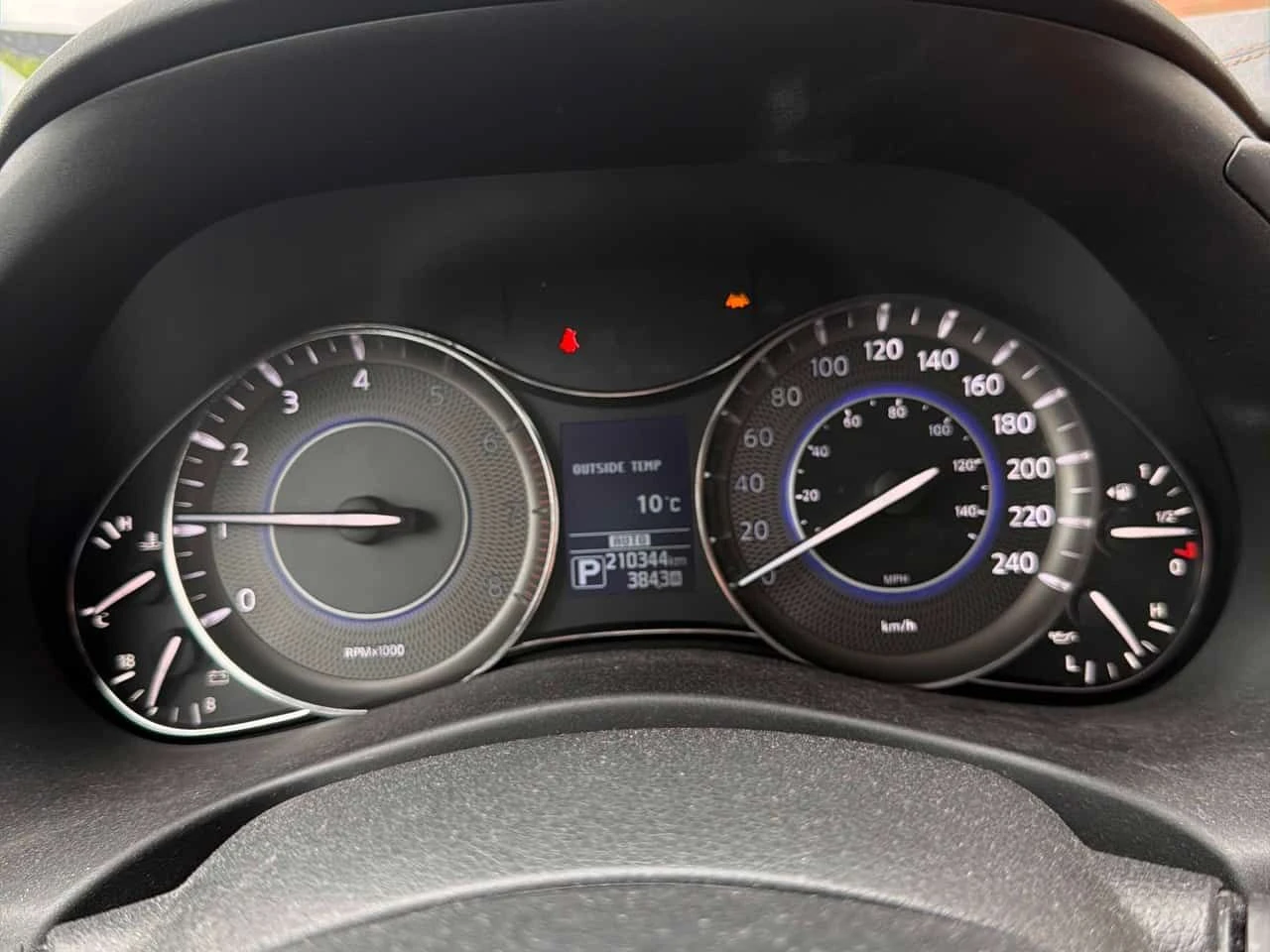 Infiniti QX80 * 7 Passenger * ТЕЛЕВИЗОРИ * АВТОКРЕДИТ, снимка 8 - Автомобили и джипове - 54615038