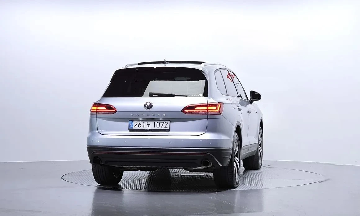 VW Touareg Gen3 3.0 TDI Panorama, снимка 4 - Автомобили и джипове - 55087842