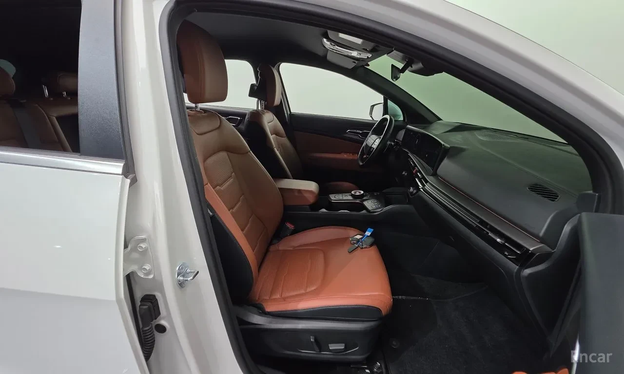 Kia Sportage 1.6 Turbo / AWD / SIGNATURE / ОБДУХ / 360 КАМЕРИ /, снимка 16 - Автомобили и джипове - 55739625