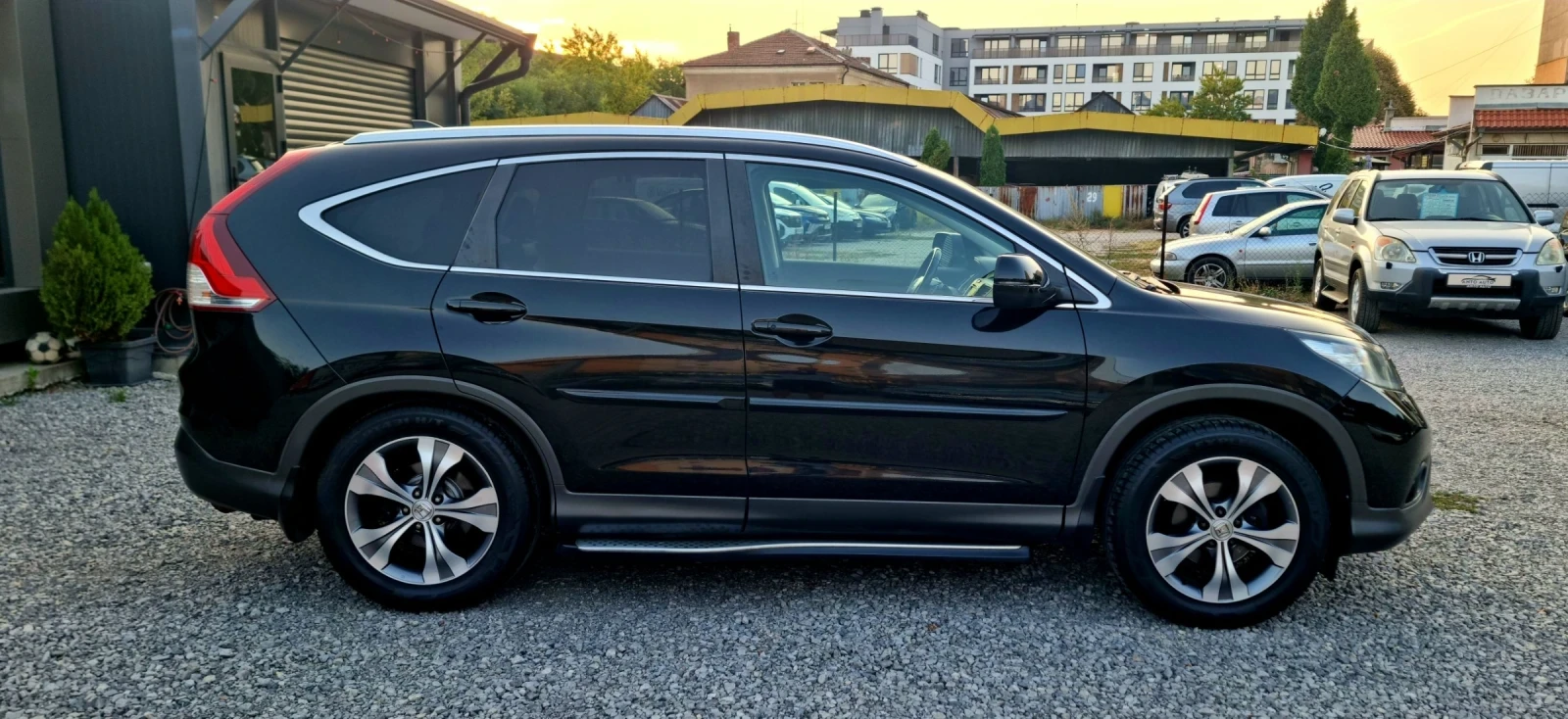 Honda Cr-v 2.0 i-VTEC 4x4 Екзекютив!, снимка 4 - Автомобили и джипове - 56015208