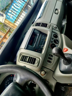 Renault Trafic Автоматик 2.5 DCI Long, снимка 9