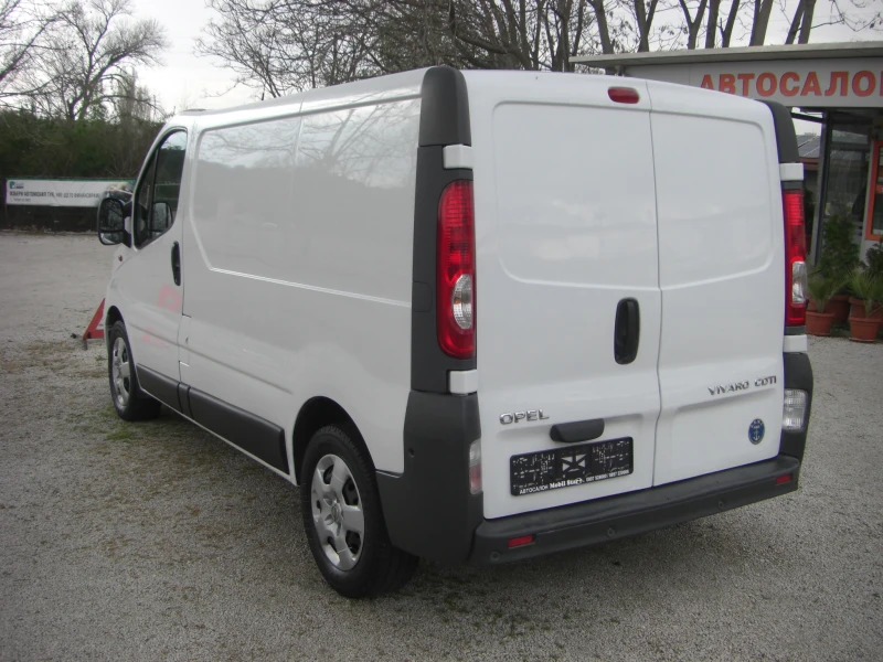 Opel Vivaro 2.0cdti 6ck.EURO 5B, снимка 3 - Бусове и автобуси - 49769777
