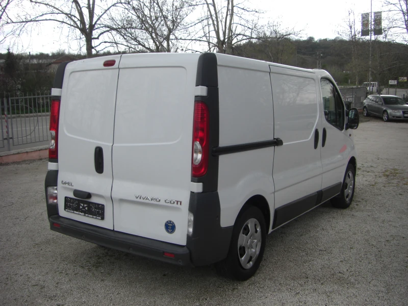 Opel Vivaro 2.0cdti 6ck.EURO 5B, снимка 5 - Бусове и автобуси - 49769777