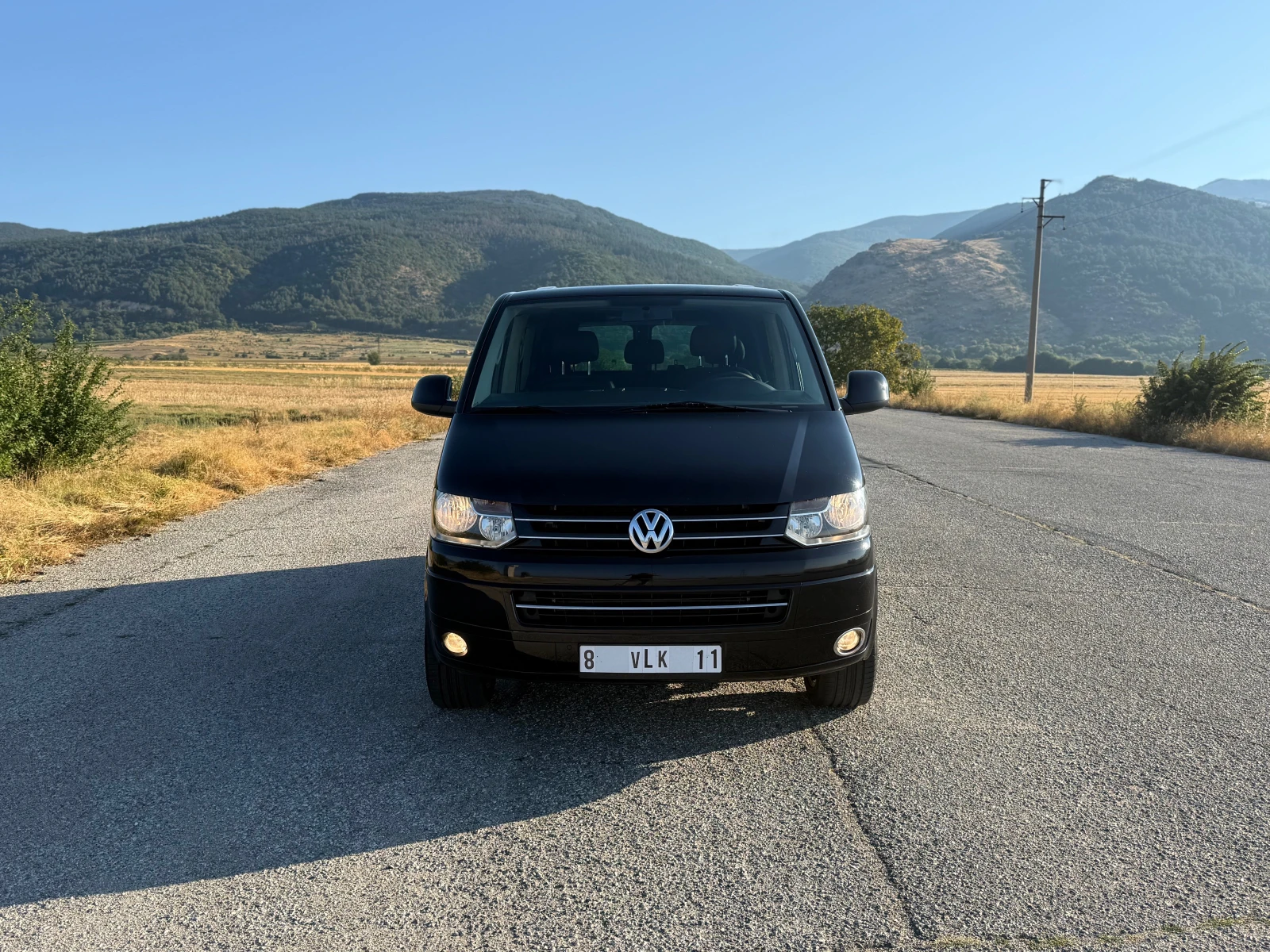 VW Caravelle 2.0TDI* Автомат* Нави* , снимка 2 - Бусове и автобуси - 55736678