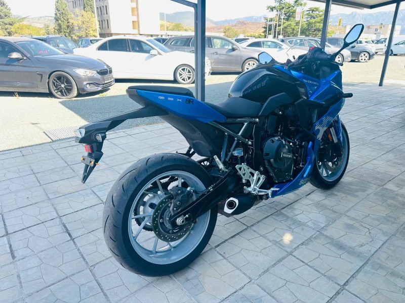 Suzuki Gsx 8R/Като нов/кат.А2, снимка 4 - Мотоциклети и мототехника - 51722660