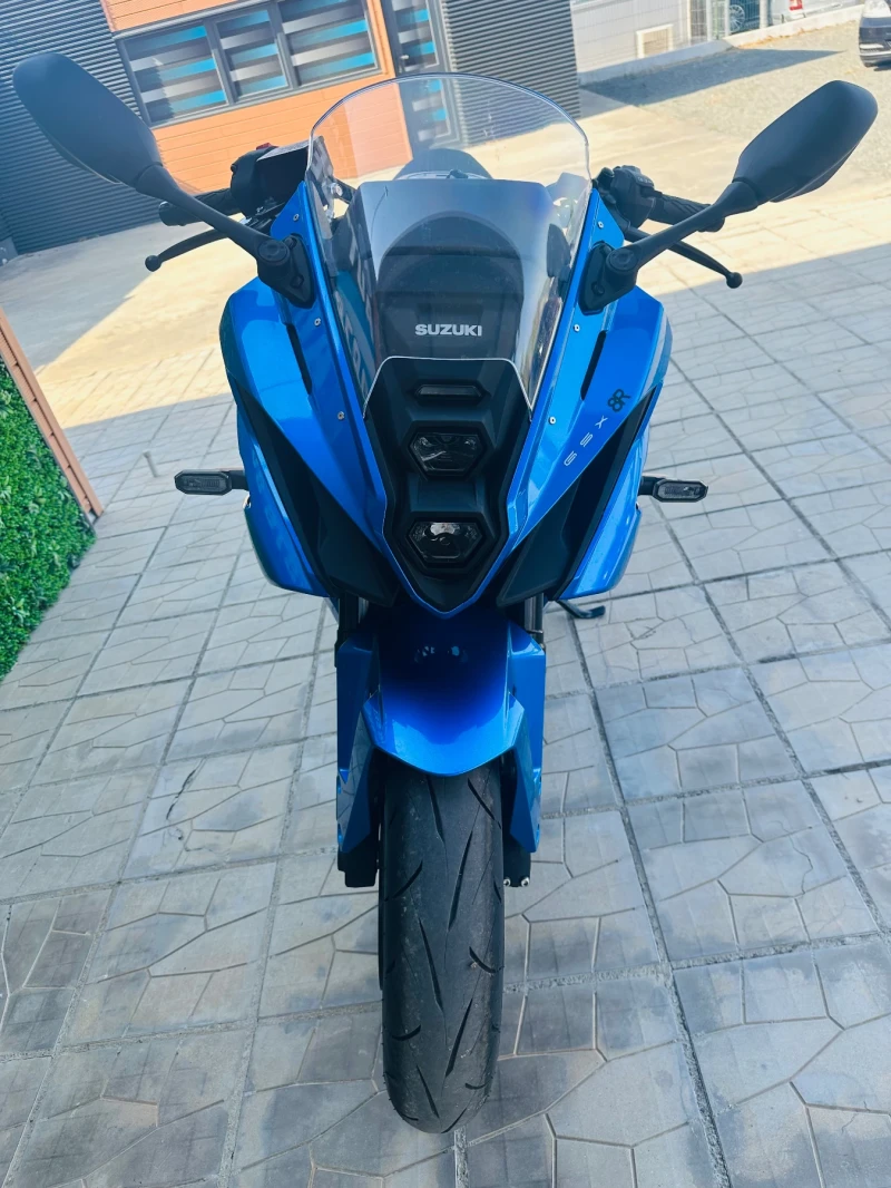 Suzuki Gsx 8R/Като нов/кат.А2, снимка 6 - Мотоциклети и мототехника - 51722660
