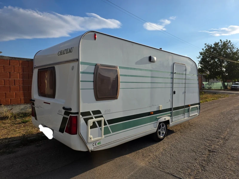 Каравана Adria CHATEAU 490, снимка 6 - Каравани и кемпери - 52467570