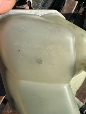 Разширителен съд за охладителна течност за Mercedes CLS W219 и W211, снимка 2