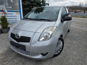 Toyota Yaris 1.3i-Luna , снимка 1