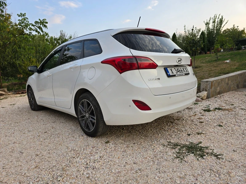 Hyundai I30 1, 6 CRDI 110 , снимка 6 - Автомобили и джипове - 47441105