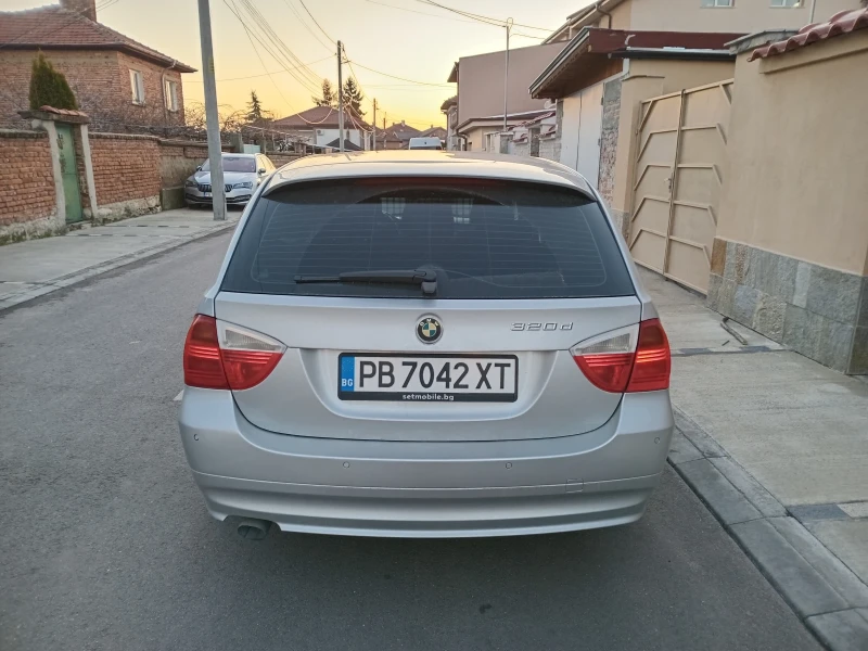 BMW 320, снимка 10 - Автомобили и джипове - 48711220