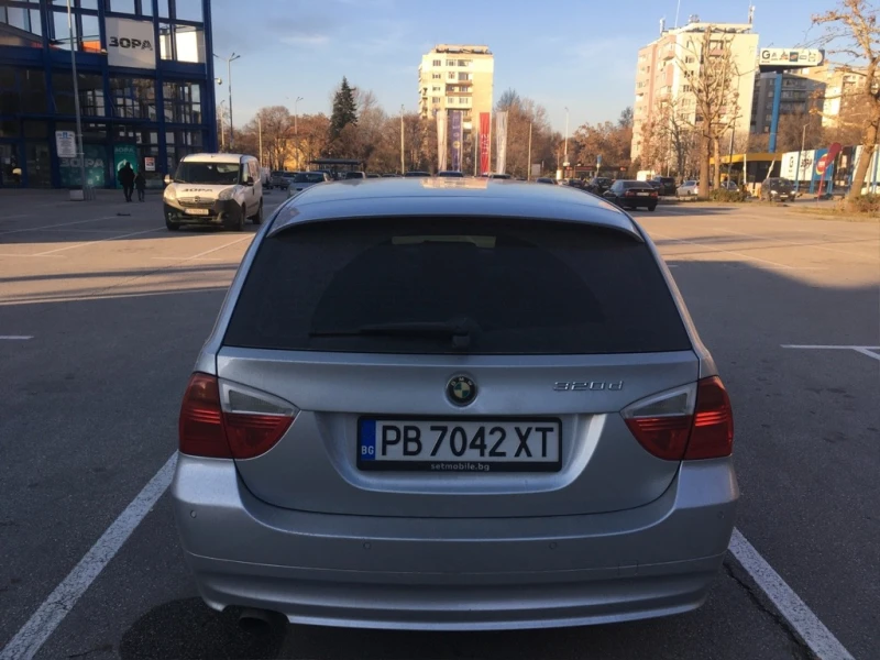 BMW 320, снимка 7 - Автомобили и джипове - 48043254