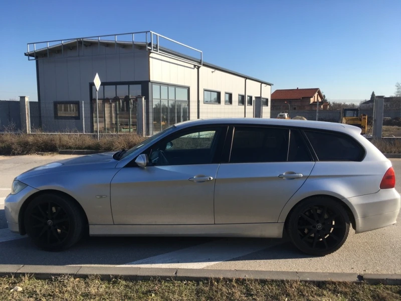 BMW 320, снимка 6 - Автомобили и джипове - 48043254