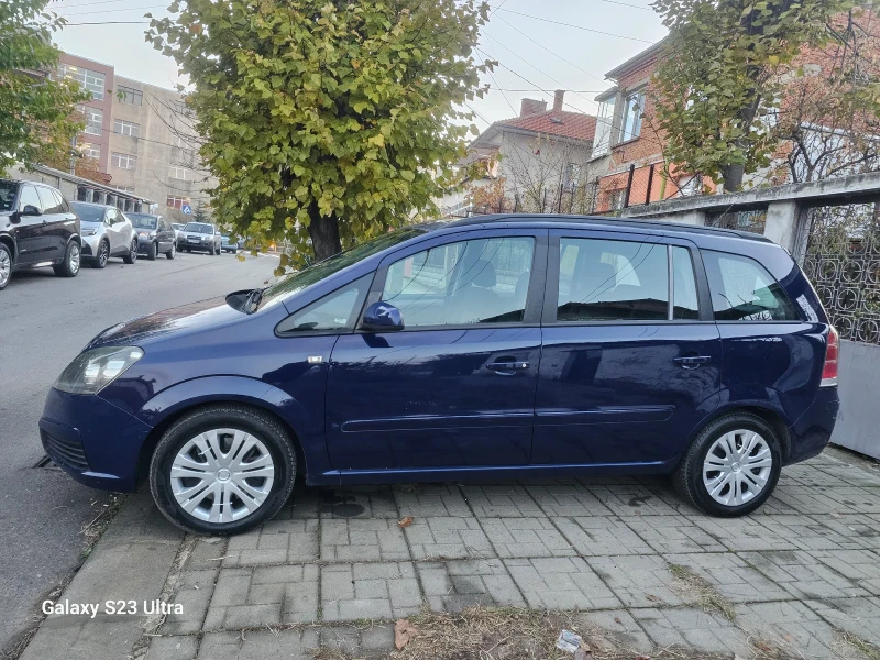 Opel Zafira 1, 9 CDTI , снимка 7 - Автомобили и джипове - 48047814