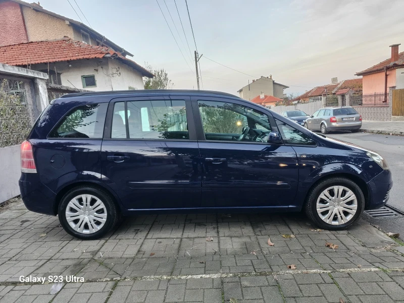 Opel Zafira 1, 9 CDTI , снимка 8 - Автомобили и джипове - 48047814