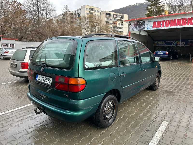 VW Sharan 1.9tdi, снимка 7 - Автомобили и джипове - 48260129