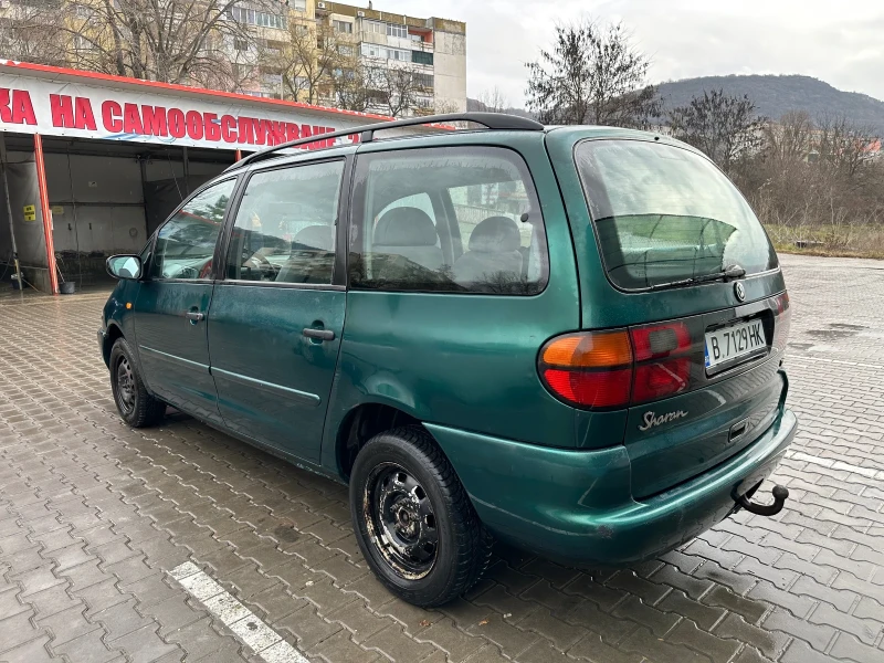 VW Sharan 1.9tdi, снимка 4 - Автомобили и джипове - 48260129