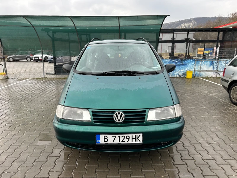 VW Sharan 1.9tdi, снимка 2 - Автомобили и джипове - 48260129