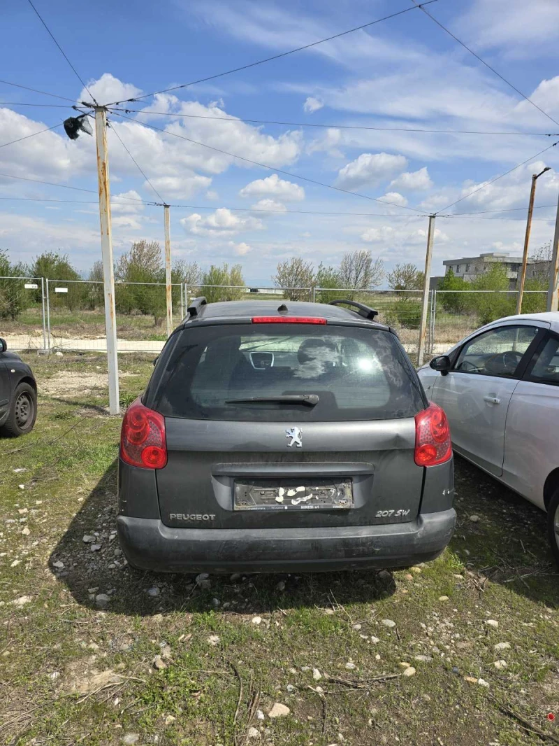 Peugeot 207 1.4i, снимка 5 - Автомобили и джипове - 51513998