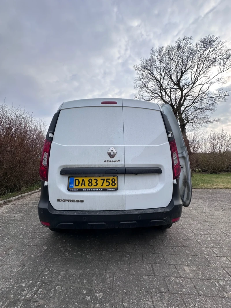 Renault Express 1.5 DCi 95, снимка 8 - Автомобили и джипове - 52980239