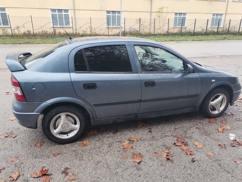 Opel Astra 1.6 моно, снимка 16 - Автомобили и джипове - 51648573
