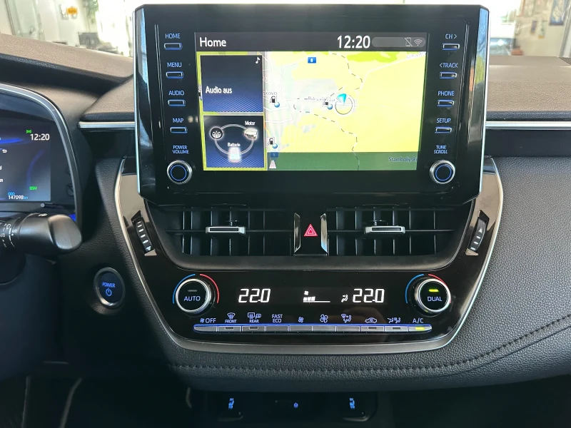 Toyota Corolla Executive Plus, снимка 14 - Автомобили и джипове - 51753496